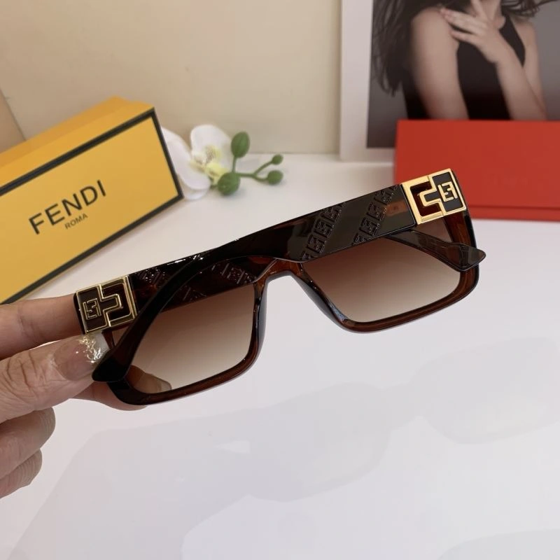 Fendi Sunglasses Stretchable 279250
