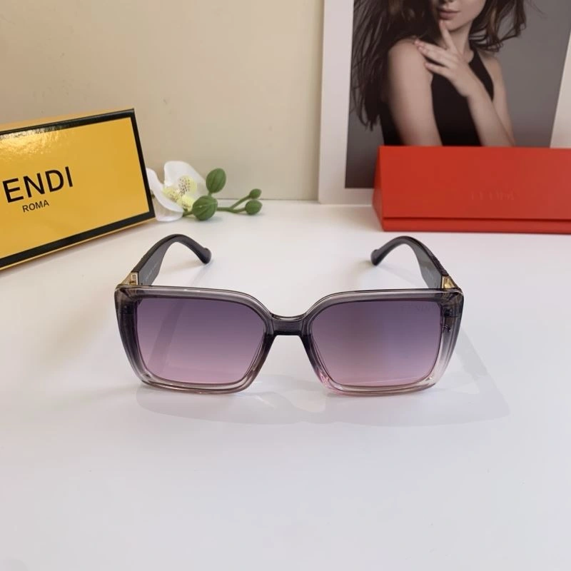 AllSeason Fendi Sunglasses 279241