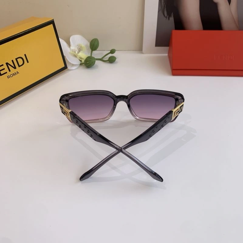 AllSeason Fendi Sunglasses 279241
