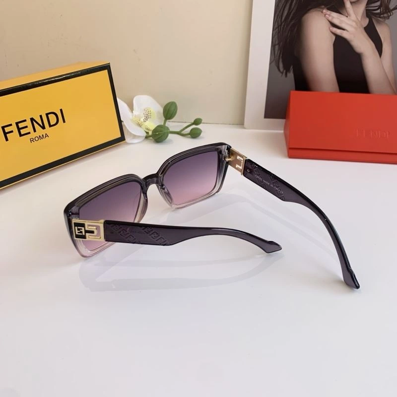 AllSeason Fendi Sunglasses 279241