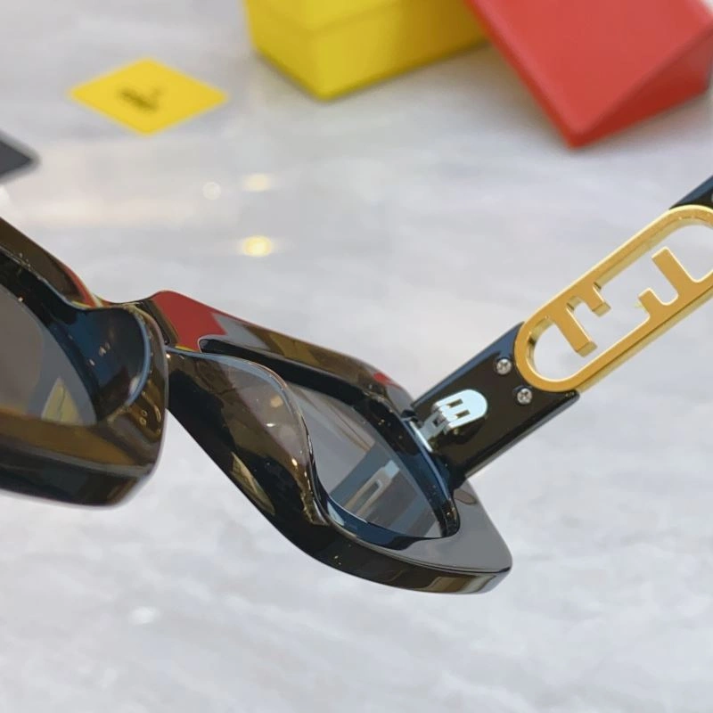 Modern Fendi Sunglasses 279265