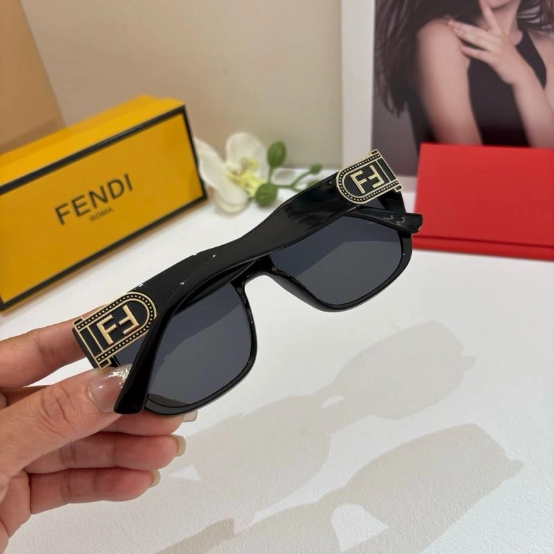 Fendi Sunglasses WrinkleFree 279238