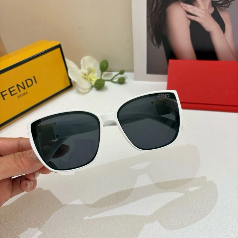 Fendi Sunglasses Resilient 279239