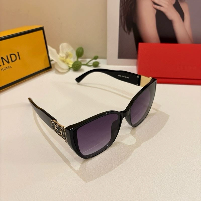Refined Fendi Sunglasses 279254