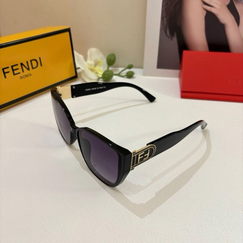 Refined Fendi Sunglasses 279254