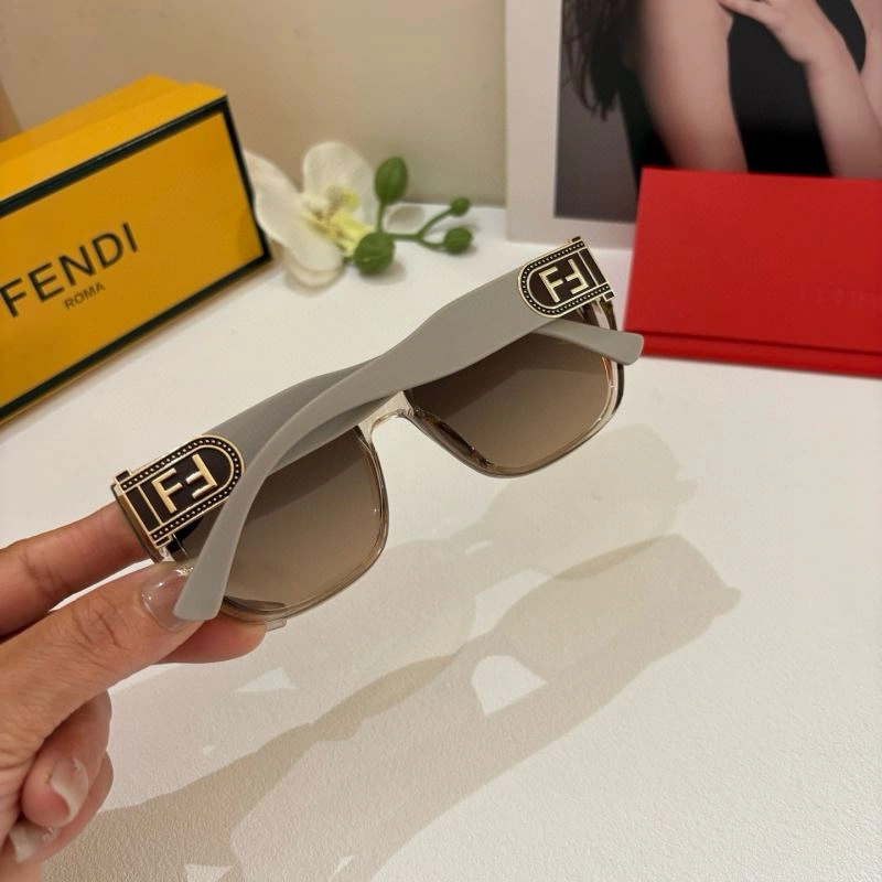 Affordable Fendi Sunglasses 279240