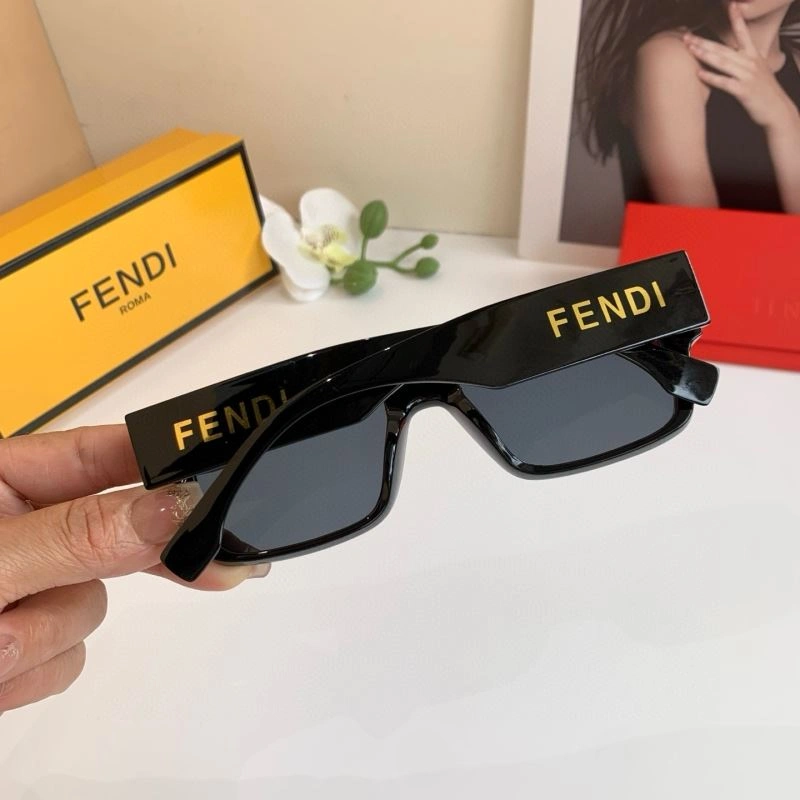 Tailored Fendi Sunglasses 279237