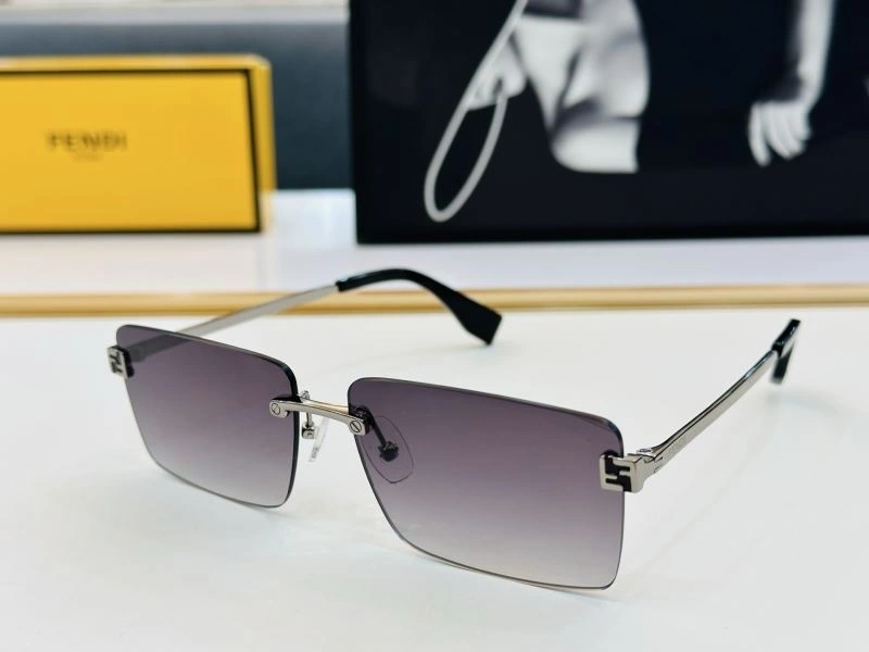 Fendi Sunglasses Bold 279230