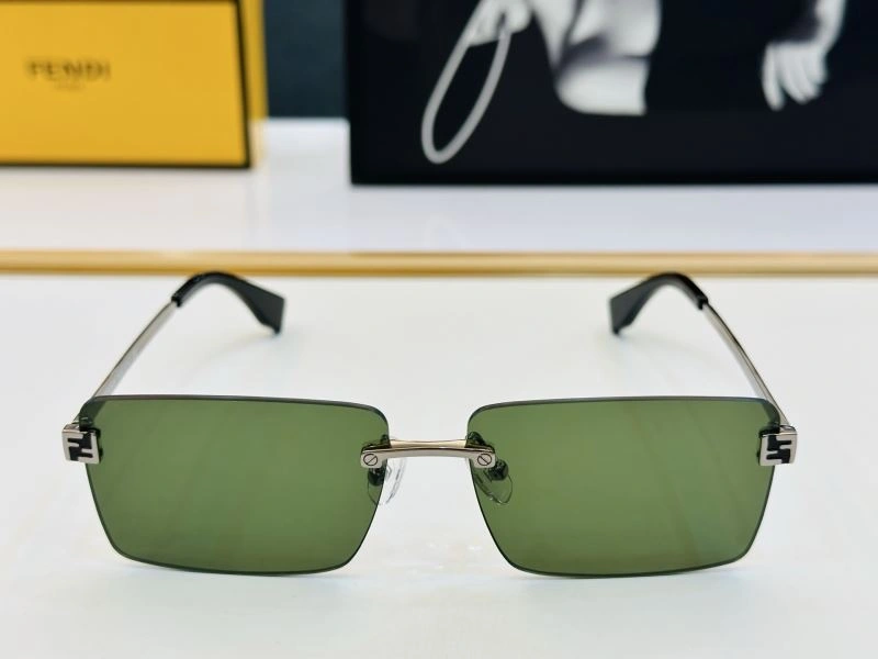 Fendi Sunglasses Bold 279230