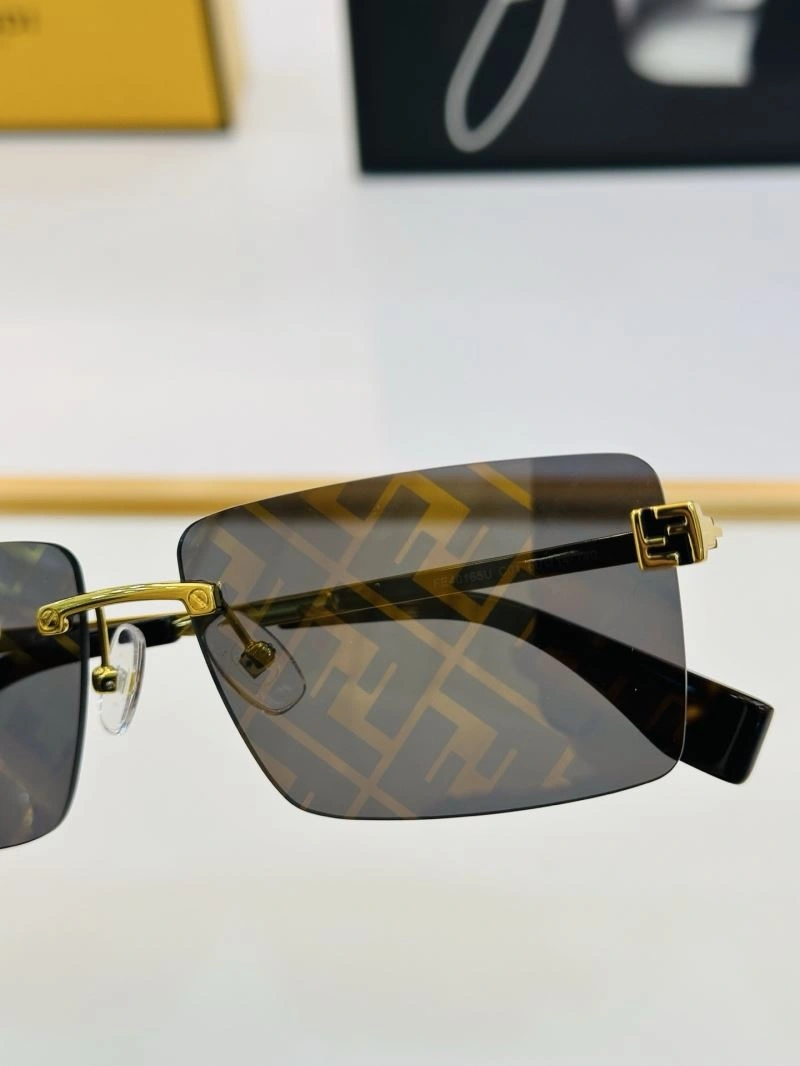 Fendi Sunglasses Bold 279230