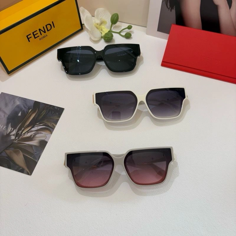 Fendi Sunglasses Effortless 279228