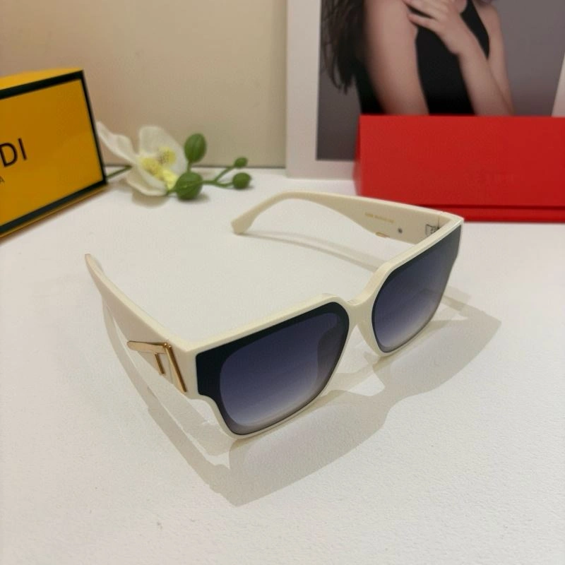 Classic Fendi Sunglasses 279234