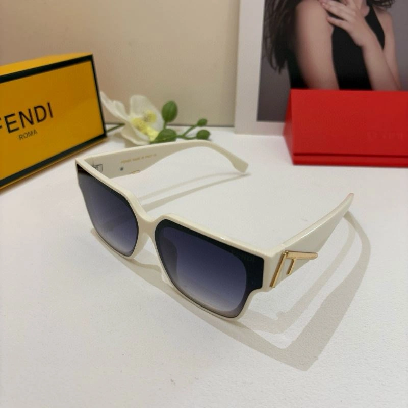 Classic Fendi Sunglasses 279234