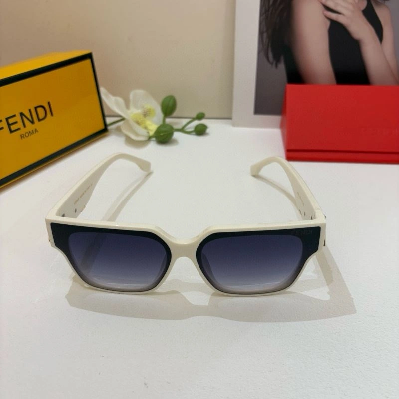 Classic Fendi Sunglasses 279234