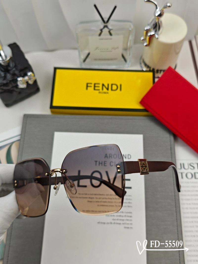 Functional Fendi Sunglasses 279226