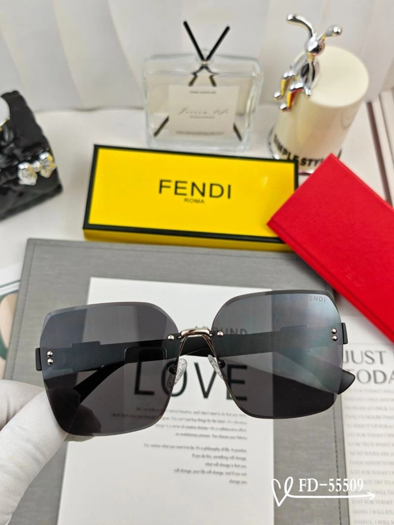Functional Fendi Sunglasses 279226
