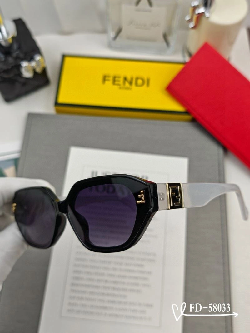 Vibrant Fendi Sunglasses 279224