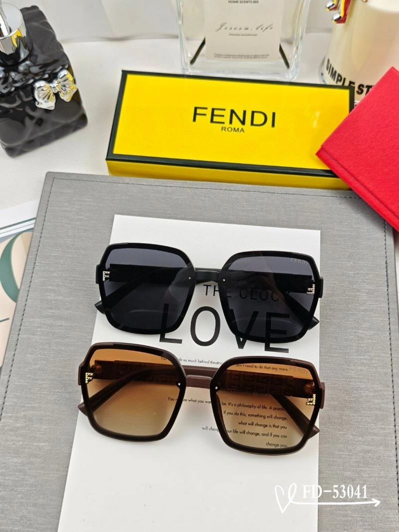 Fendi Sunglasses Supportive 279221