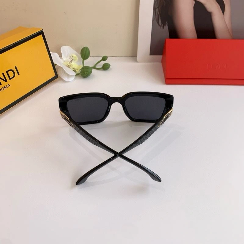 Fendi Sunglasses OnTrend 279208