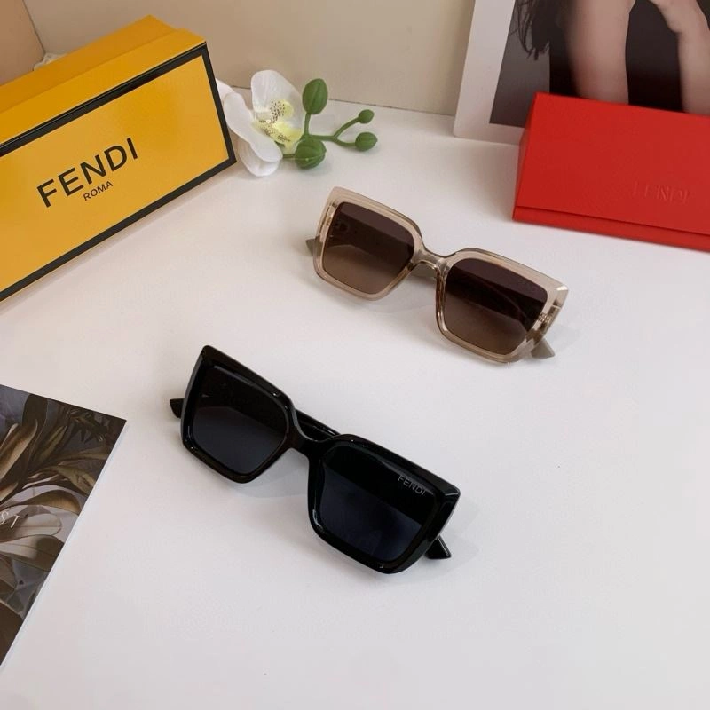 Fendi Sunglasses Modern 279204