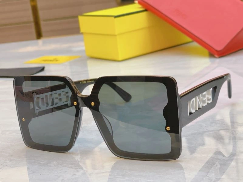 EyeCatching Fendi Sunglasses 279223
