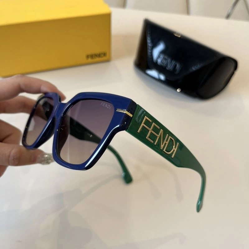 Fendi Sunglasses FashionForward 279215