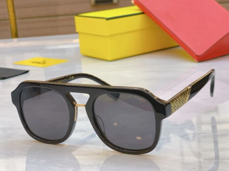 Fendi Sunglasses Stretchable 279220