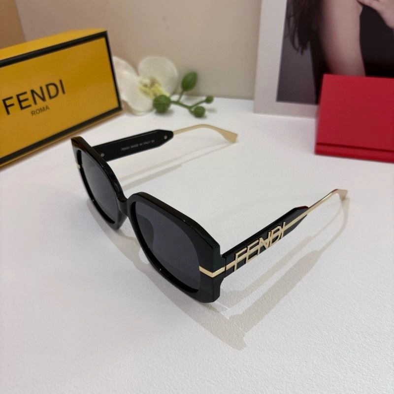 Fendi Sunglasses Lightweight 279205