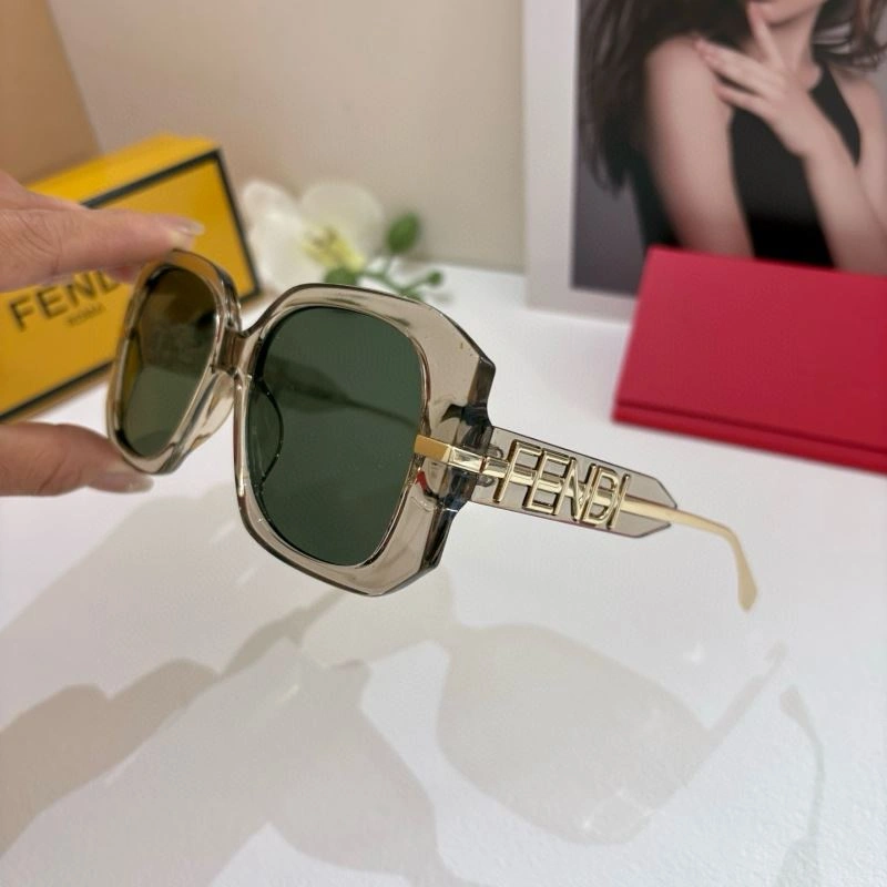 Fendi Sunglasses Classic 279218