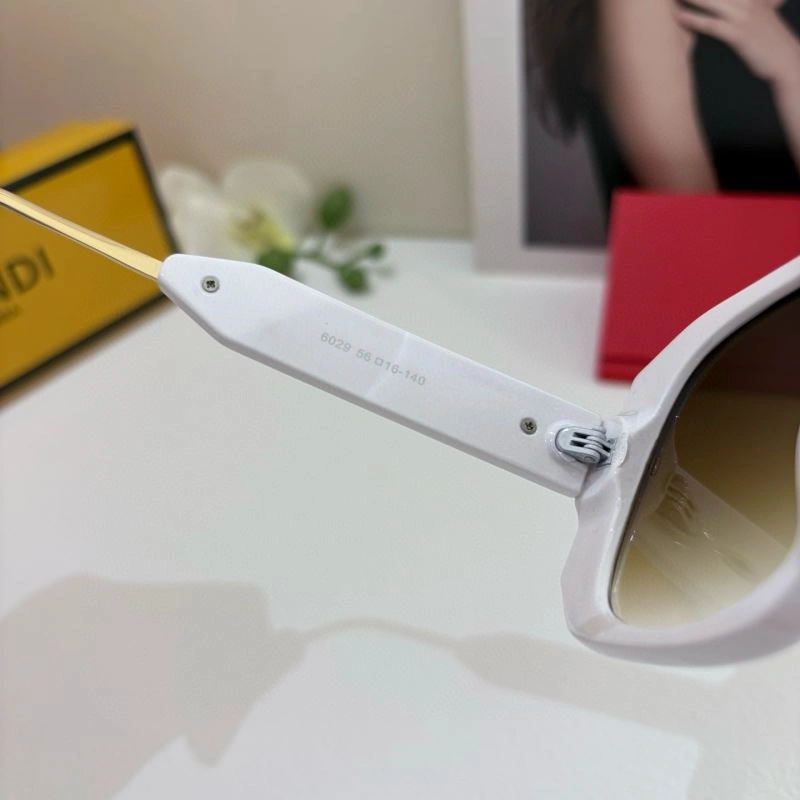 SportInspired Fendi Sunglasses 279207