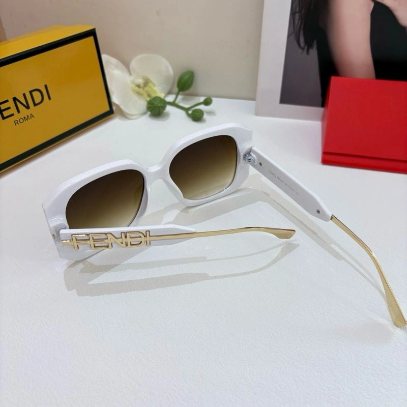 SportInspired Fendi Sunglasses 279207