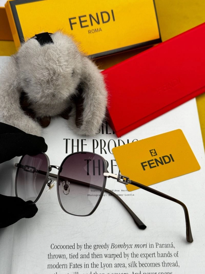 Fendi Sunglasses Flexible 279280
