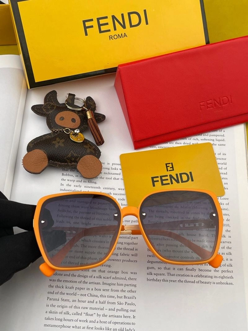 Colorful Fendi Sunglasses 279278
