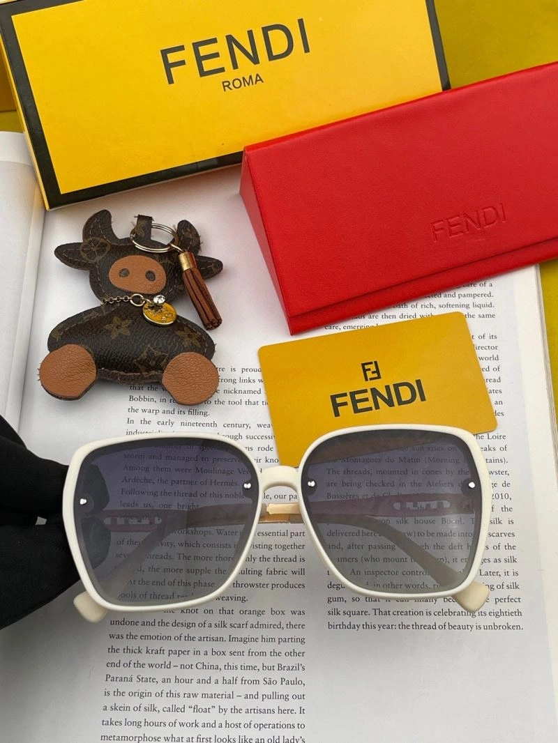 Colorful Fendi Sunglasses 279278