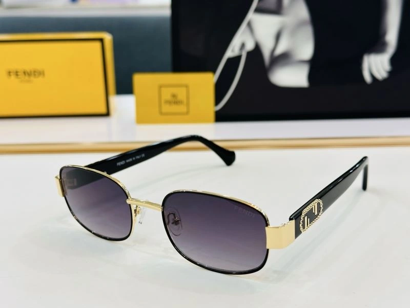 Packable Fendi Sunglasses 279272