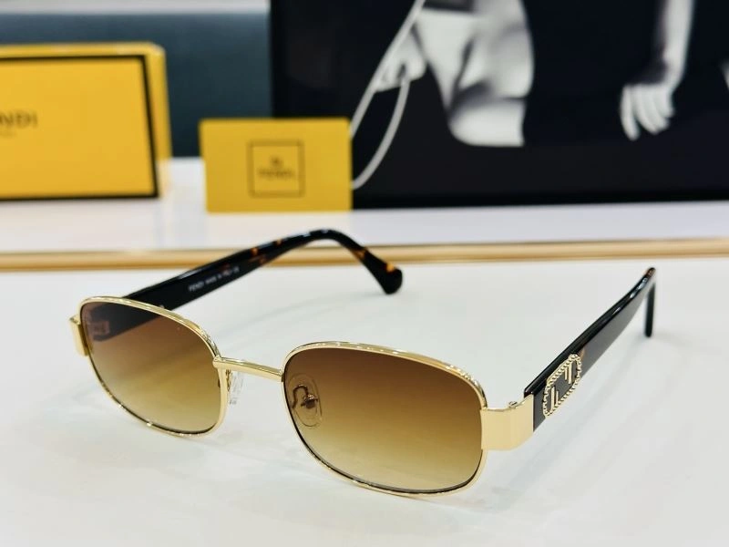 Packable Fendi Sunglasses 279272