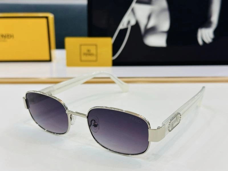 Packable Fendi Sunglasses 279272