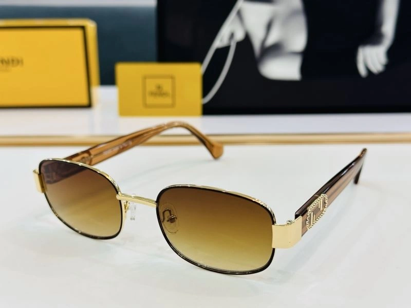 Packable Fendi Sunglasses 279272