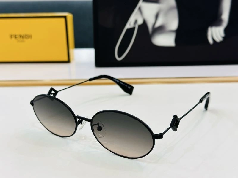 Refined Fendi Sunglasses 279267