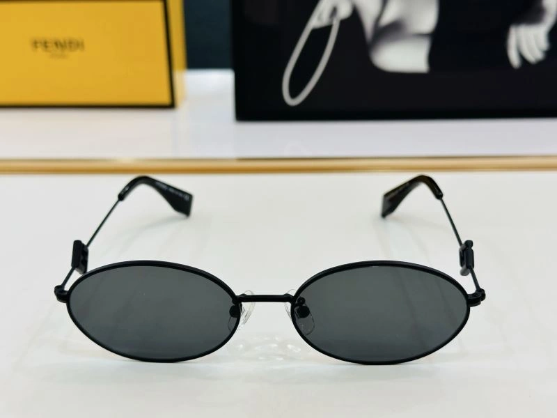 Refined Fendi Sunglasses 279267