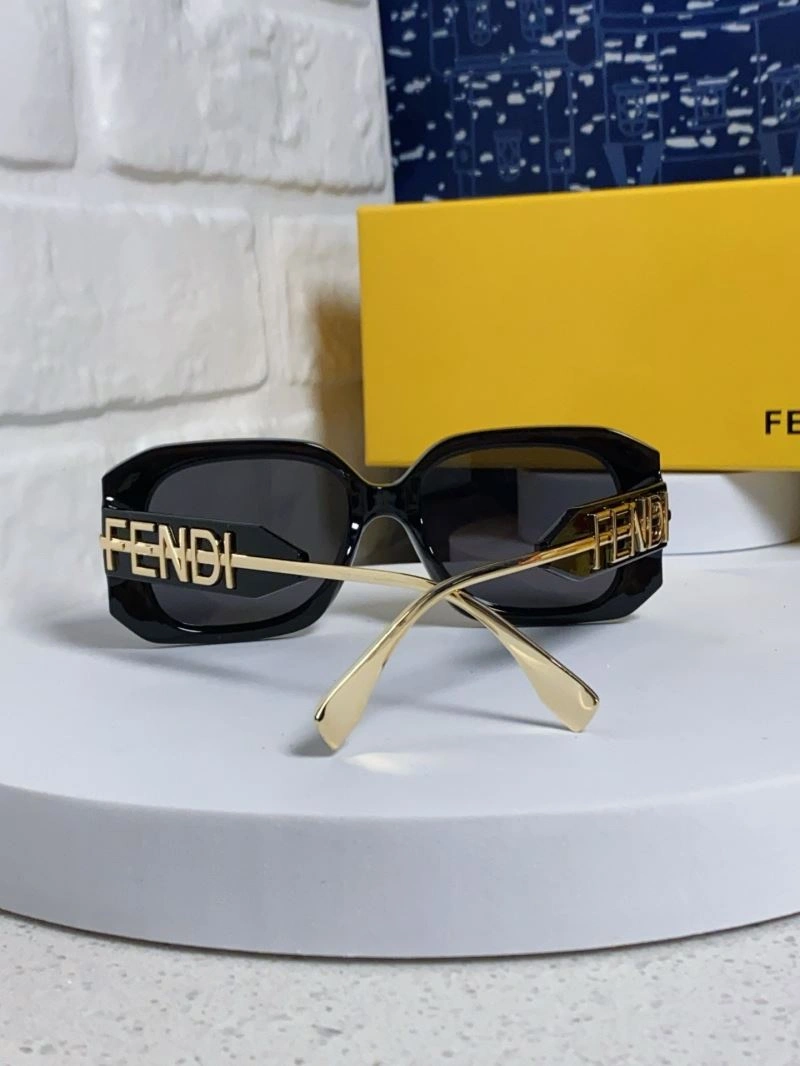 Practical Fendi Sunglasses 279261