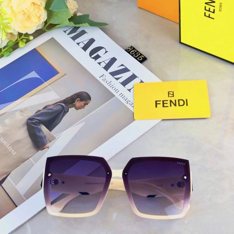 Fendi Sunglasses Casual 279264