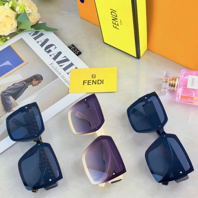 Fendi Sunglasses Casual 279264