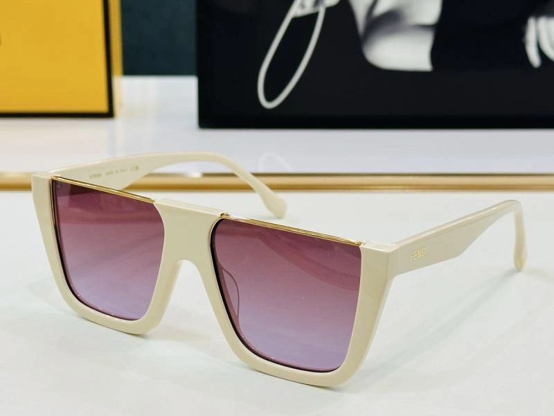 Comfortable Fendi Sunglasses 279247