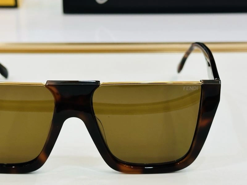 Comfortable Fendi Sunglasses 279247