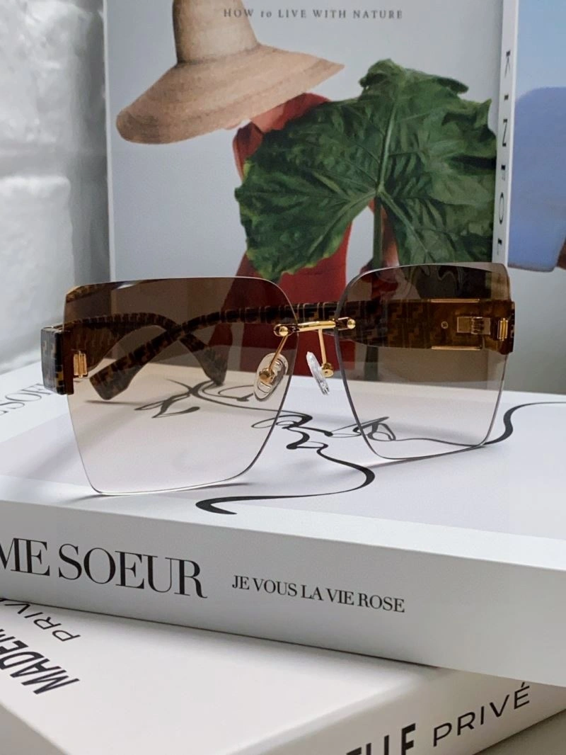 Fendi Sunglasses Comfortable 279245