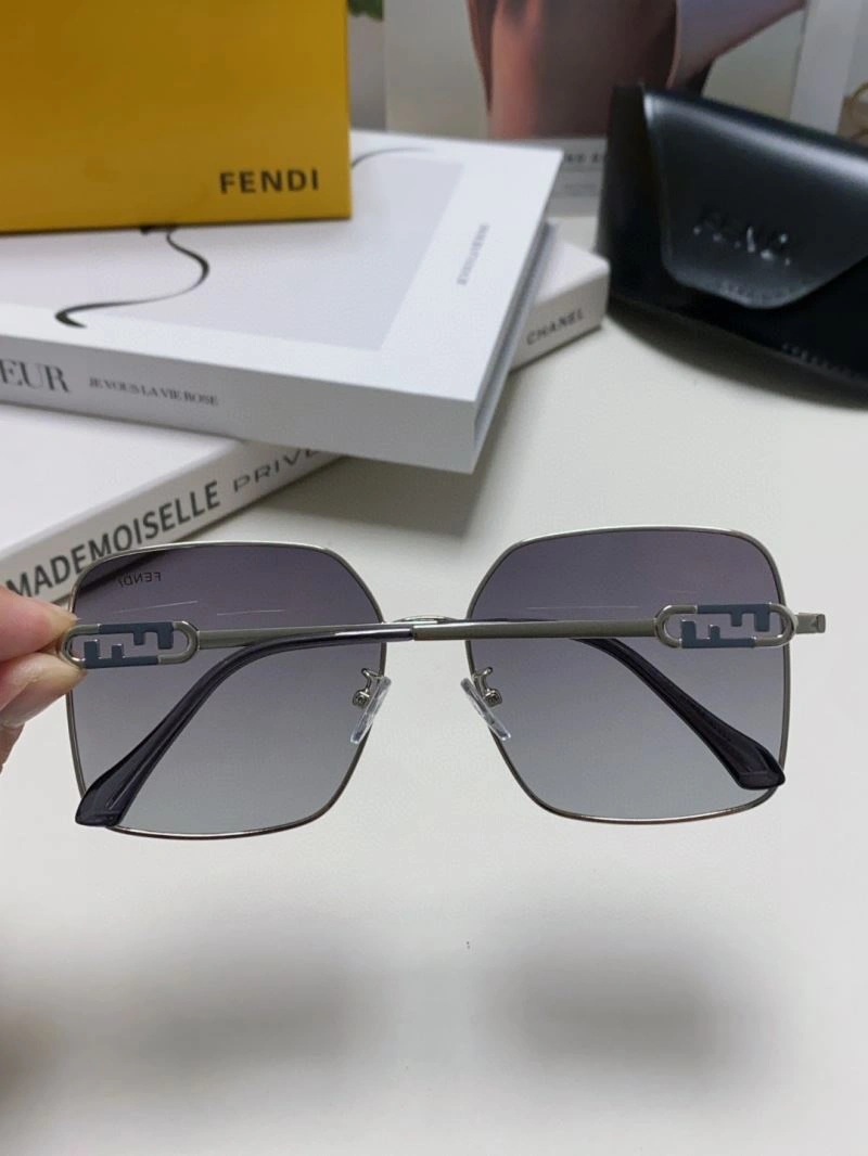 Comfortable Fendi Sunglasses 279243