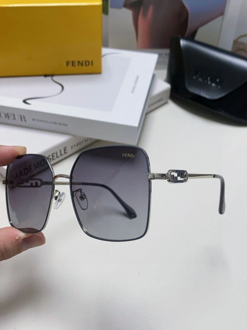 Comfortable Fendi Sunglasses 279243