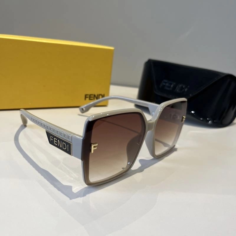 Fendi Sunglasses Practical 279244