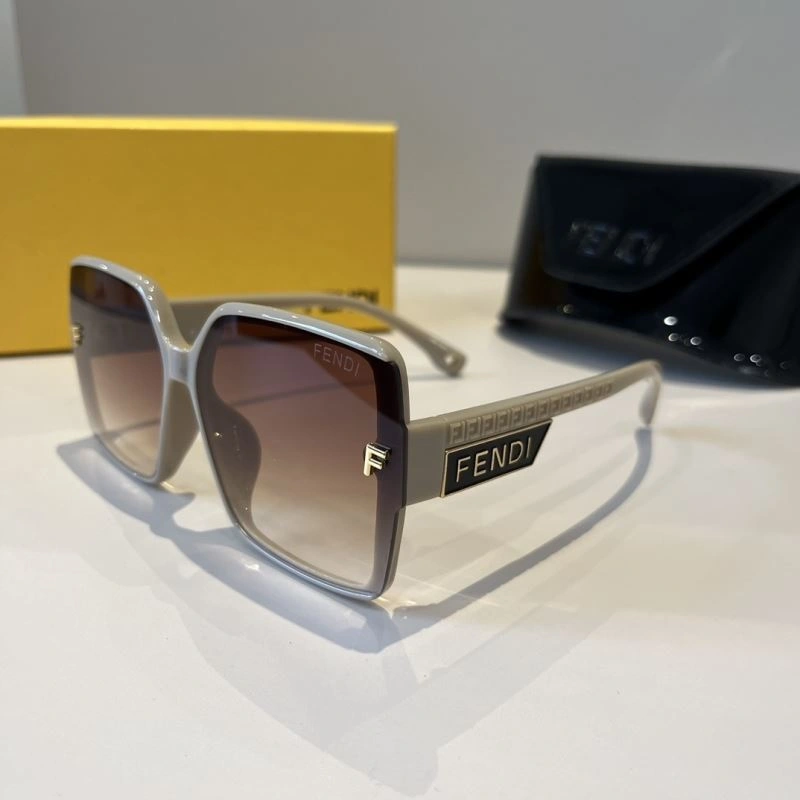 Fendi Sunglasses Practical 279244
